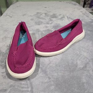 Sperry Women’s Pink Loafer- Slip on- Size 7M